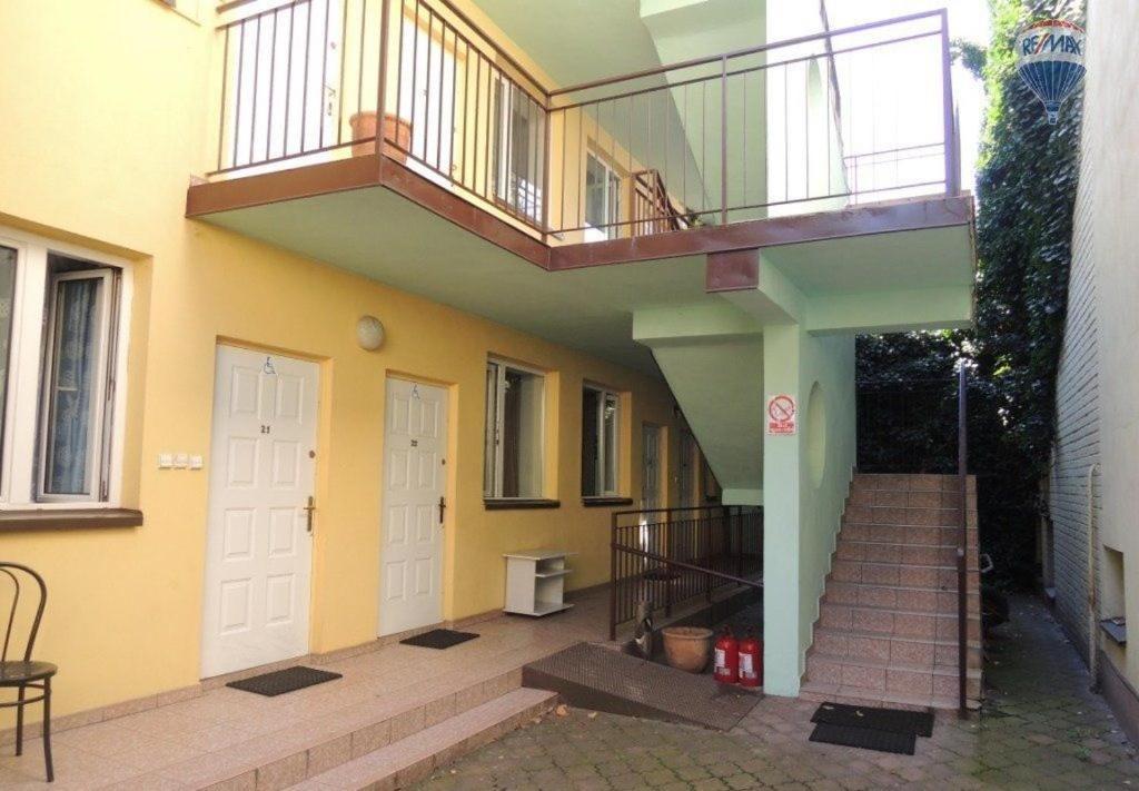 Hostel Malva Łomianki Екстериор снимка